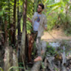 Meet your Posher, Zachary